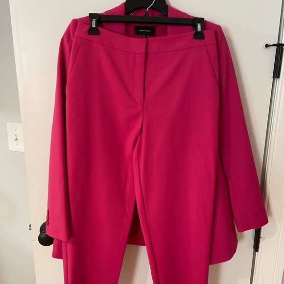 LIMITED EDITION Hot Pink Karen Millen Pant Suit - Picture 5 of 8